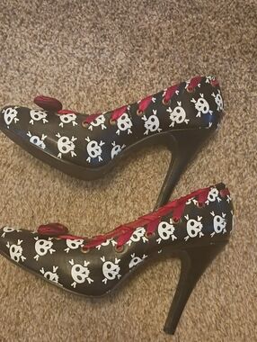Elle Black Floral Ballet Flats with Red Trim and Bow